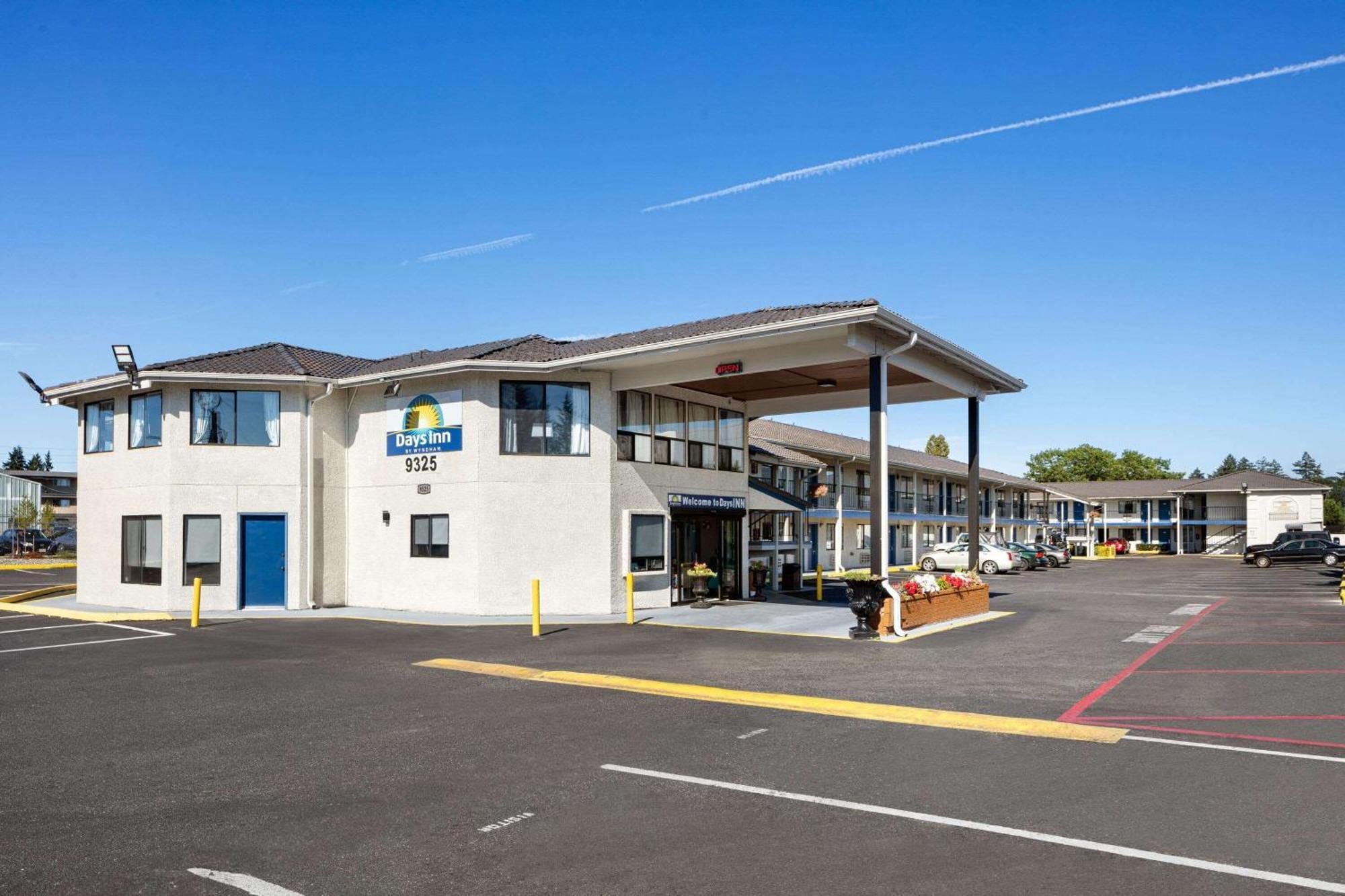 Days Inn By Wyndham Lakewood South Tacoma Eksteriør bilde