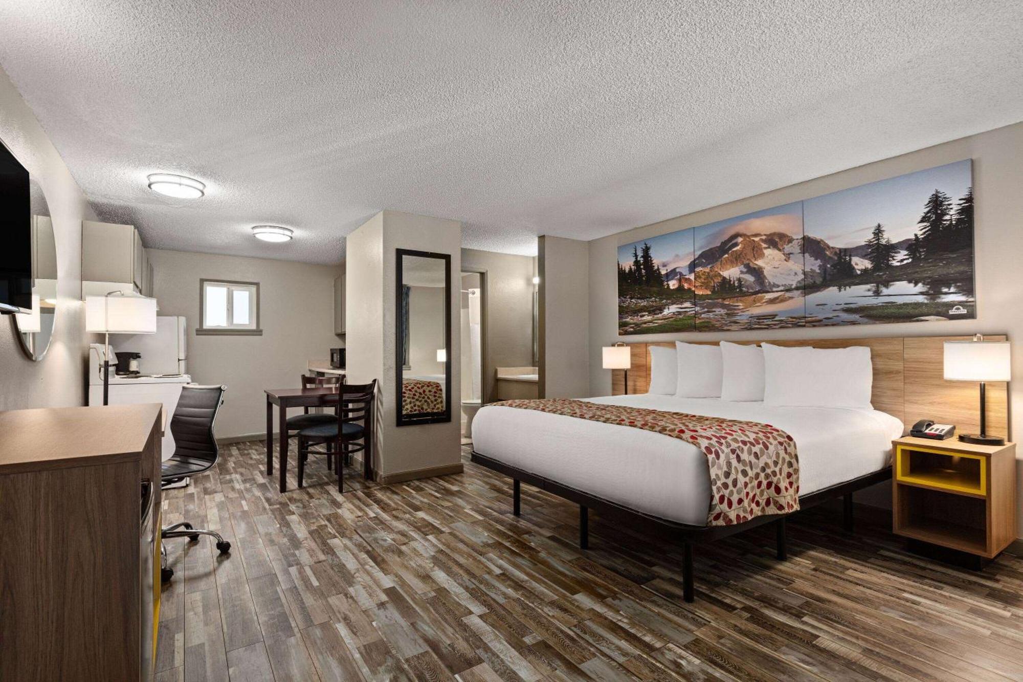 Days Inn By Wyndham Lakewood South Tacoma Eksteriør bilde