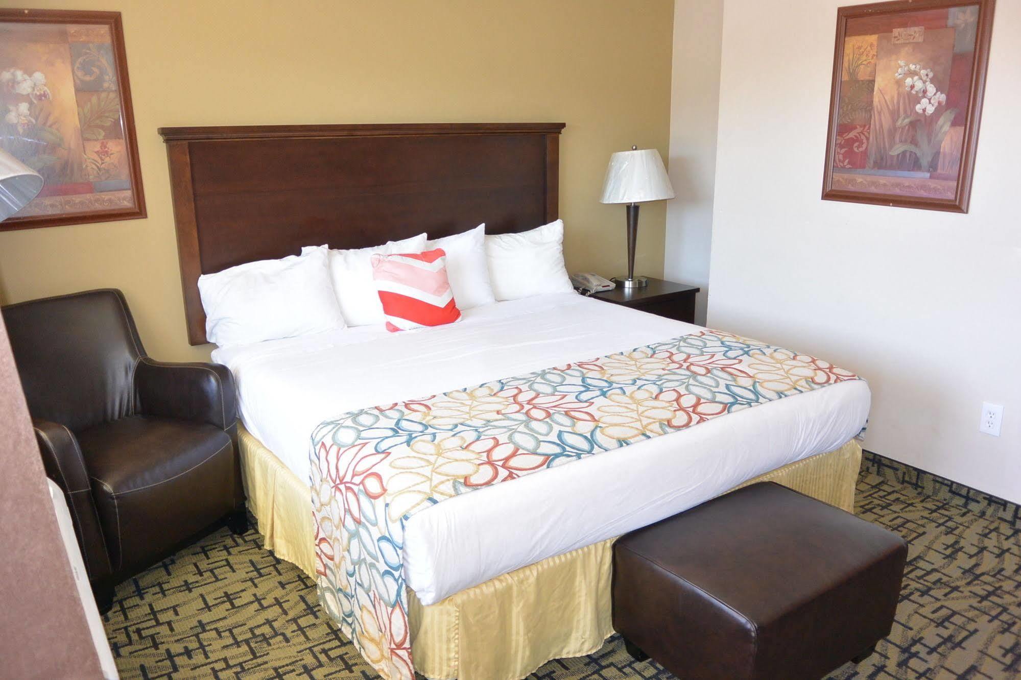 Days Inn By Wyndham Lakewood South Tacoma Eksteriør bilde
